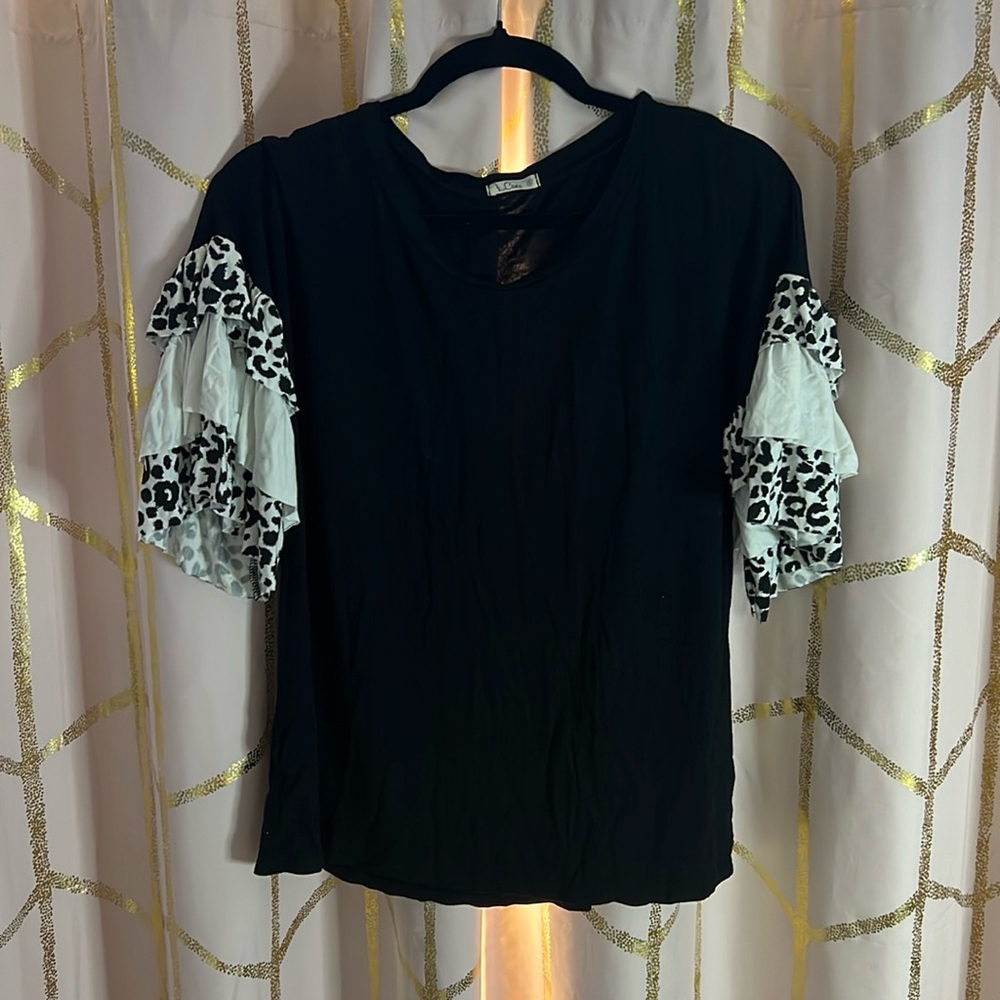 E Luna shirt